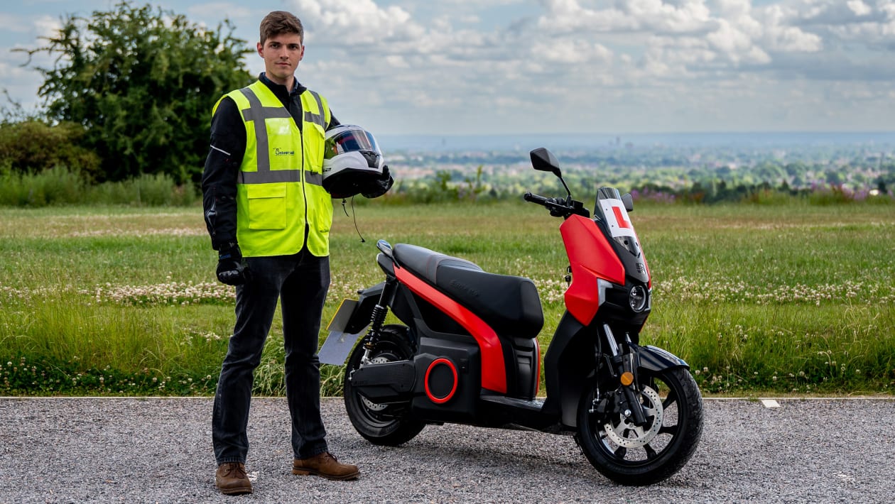 Moped street deals bike